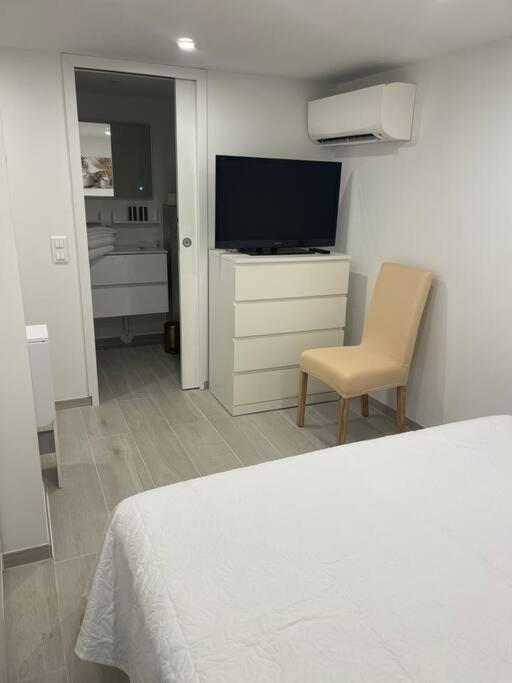 Grand Studio Neuf A 50 M Du Port Saint-Tropez Ngoại thất bức ảnh