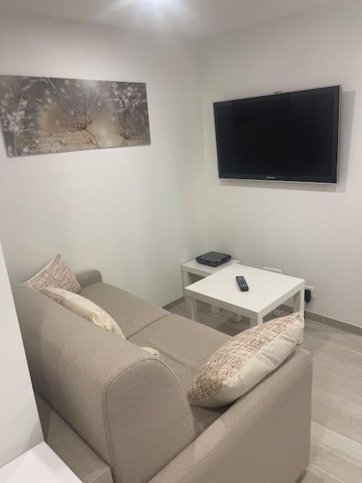 Grand Studio Neuf A 50 M Du Port Saint-Tropez Ngoại thất bức ảnh